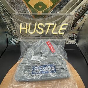 Supreme New Era Box Logo Beanie (FW19) Heather Grey